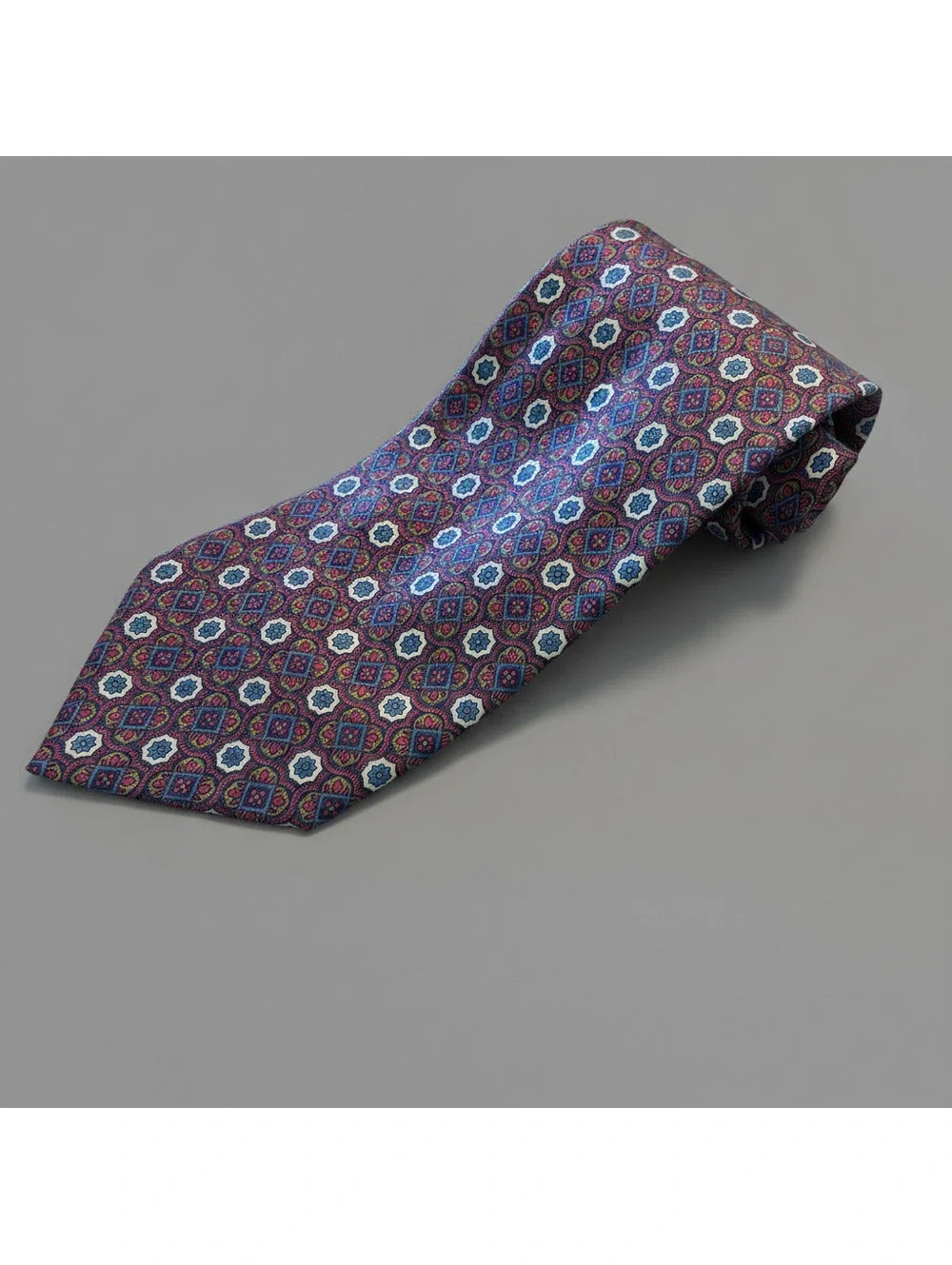 Vintage Luciano Barbera Made in Italy 100% Silk Medallion